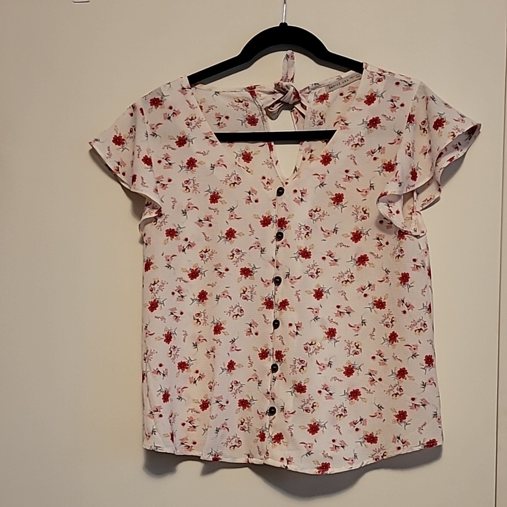 Active USA White Red Floral Cap Sleeve Blouse